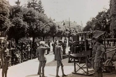Album "Moja wojna światowa - wspomnienia Frontu Południowo-Zachodniego w Karyntii, Włochy, Trentino-Alto Adige) 31.03.1915-12.11.1918 - Josef Zohles Wien": żołnierze austriaccy (b/w fot.