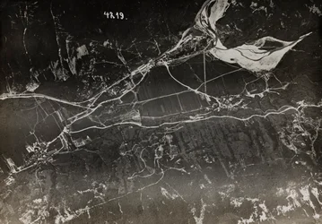 Album "Moja wojna światowa - wspomnienia Frontu Południowo-Zachodniego w Karyntii, Włochy, Trentino-Alto Adige) 31.03.1915-12.11.1918 - Josef Zohles Vienna": widok arial na włoski t