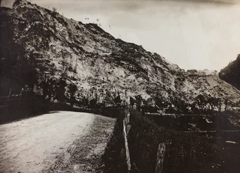 Album "Moja wojna światowa - wspomnienia Frontu Południowo-Zachodniego w Karyntii, Włochy, Trentino-Alto Adige) 31.03.1915-12.11.1918 - Wiedeń Josefa Zohlego": Fort Hensel (zdjęcie czarno-białe)