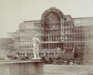 Transept południowy, z drugiego tarasu, wydrukowany w „Photographic Views of the Progress of the Crystal Palace, Sydenham”