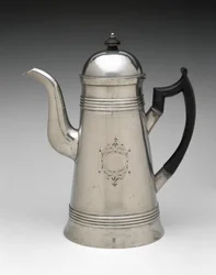 Czajnik, ok. 1814-1825 (cyna, drewno)