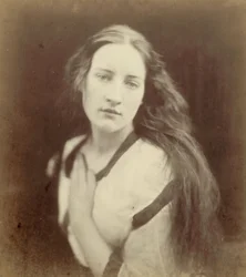(„The Echo”), Hattie Campbell