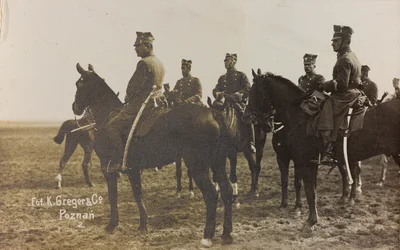 Album " Jack Bosio - kampania wojenna 1917-1920 ": Misja wojskowa w Polsce (Warszawa - Poznań) marzec-kwiecień 1919, bateria konna w Poznaniu (Poznań), 03.04.1919 (zdjęcie czarno-białe)