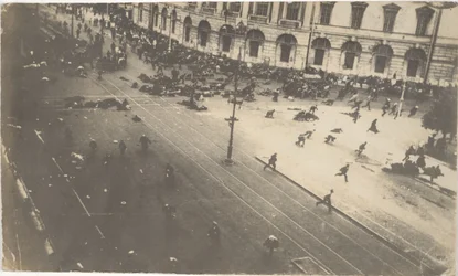 Wojska rządowe strzelają do demonstrantów, 4 lipca 1917, 1917