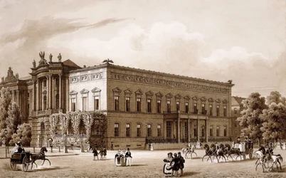 Unter den Linden, Berlin. Pałac Księcia Wilhelma wybudowany przez Karla Langhansa w latach 1834-36 oraz Biblioteka Królewska wybudowana przez Georga Christiana Ungera w latach 1775-78 według planów Josefa Emanuela Fischera von Erlach z widokiem na Platz am
