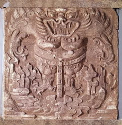Sztuka koreańska: szara cegła terakotowa przedstawiająca potwora. Królestwo Baekje (także Paekche lub Paikchei), Korea. VII wiek. Muzeum Narodowe Korei