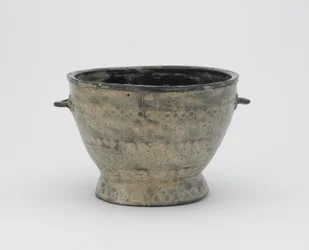 Misa głęboka, Pusan, prowincja Kyongsang Namdo, okres Choson (ceramika)