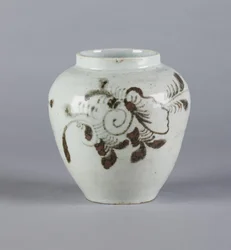 Słój z motywem kwiatowym, dynastia Yi, 1392-1910 (ceramika)