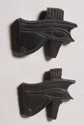 Dwa wedjat eye amulety (obsydian)