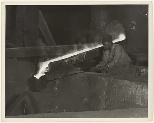 [Pomocnik frezera, Baldwin Locomotive Works, Eddystone, Pensylwania].