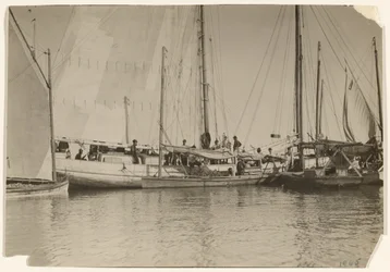 [Łodzie ostrygowe, zatoka Mobile, Alabama].