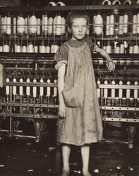 Addie Card, 12 lat. Prządka w przędzalni bawełny, North Pownal, Vermont