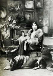 Emilia Cardona Boldini w Falconiera w 1931 r., żona Giovanniego Boldiniego (zdjęcie czarno-białe)