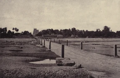 Madura: Rzeka Vygay, z Causeway, do Madura