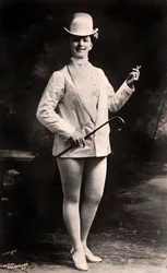 Lily Iris, aktorka, 1906.