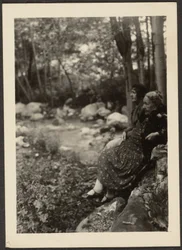 [Florence i pani Fleckenstein nad Leśnym Strumieniem].