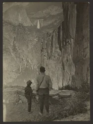 Wodospad Nevada ze szlaku Ledge, Yosemite