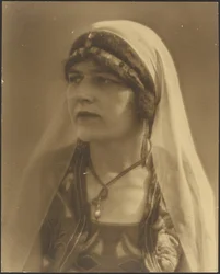 [Portret dziewczyny z Nautch]