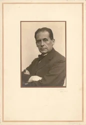 Walter Gropius 1883-1969, początek lat 20. XX wieku.
