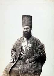 Mężczyzna w tradycyjnym stroju. Iran