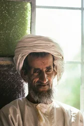 Portret mężczyzny z plemienia Saiq na płaskowyżu Saiq w Omanie