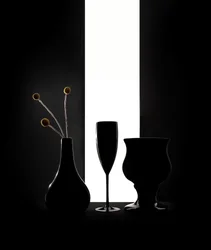 Ciemne, eleganckie sylwetki