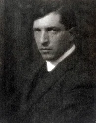 Półpostaciowy portret malarza Pietro Marussiga, 28/11/1923 (zdjęcie czarno-białe)
