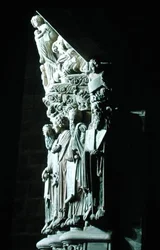 Fragment Portico de la Gloria z prorokami Starego Testamentu (kamień)