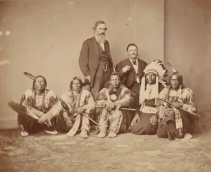 Generał JE Smith i Indianie, 1870.