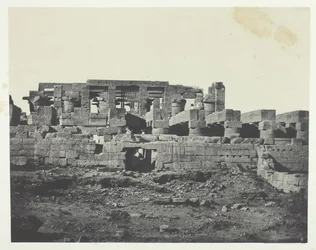 Pałac Karnak, wejście południowe do sali hipostylowej, Teby, 184951, wydruk 1852.