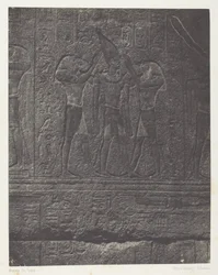 Pałac Karnak, Zewnętrzne Rzeźby Granitowego Sanktuarium; Teby