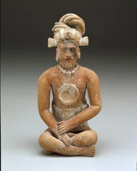 Siedzący brodaty mężczyzna, późny klasyc, ok. 600-900 (ceramika i farba)