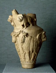 Sztuka mezopotamska: rytualny wapień wapienny z bykami i lwami. Słońce. h. 30,2 cm Od miejsca Uruk (lub Uruk), Irak. Bagdad, Muzeum Archeologiczne