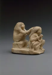 Grupa dwóch kobiet z dzieckiem, ok. 1981-1500 p.n.e. (wapień, farba)