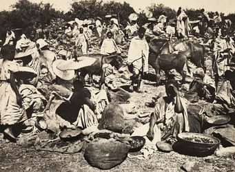 „Budowanie imperium” w epoce faszystowskiej: targ abisyński, 09.05.1936 (zdjęcie czarno-białe)