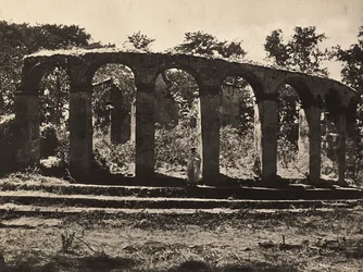 1Świątynia króla Fasiladasa w Gondar, Etiopia, 09.05.1936 (zdjęcie czarno-białe)