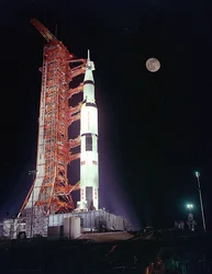Apollo 17 - NASA, 1972.