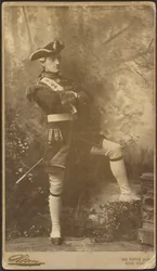 [John Drew, Jr. jako kapitan Plume z filmu "The Recruiting Officer"].