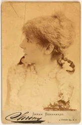 Porträt von Rosine Bernard, genannt Sarah Bernhardt (1844-1923), Schauspielerin