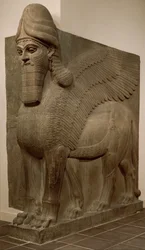 Skrzydlaty lew z głową człowieka (lamassu), c.883-859 pne (alabaster gipsowy)