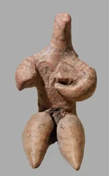 Malowana gliniana figurka kobiety, Syria, ok. 5000 pne (glina)