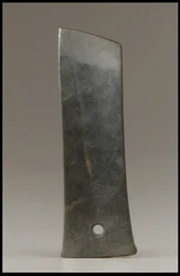 Nóż do zbioru (hu), kultura Qijia, c.2500-2000 pne (nefryt)
