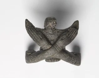 Brązowy wierzchowiec z „Pakietu Shawabty”: skrzyżowane ramiona, od końca XVIII do początku XIX dynastii, ok. 1336-1256 p.n.e.