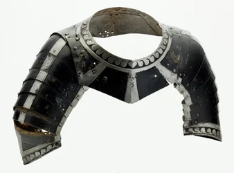 Almain Collar, ok.1580 (stal malowana z nowoczesną skórą)