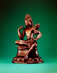 Padmapani Lokeshvara siedzący w medytacji, pierwsza połowa VII wieku (brąz inkrustowany srebrem i miedzią) (patrz także 394854)