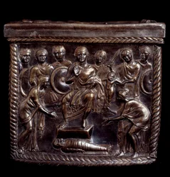 Sztuka paleochrześcijańska: Srebrna szkatułka relikwiarzowa znana jako Capsella de San Nazaro (relikwiarz posrebrzany św Nazaro) - 370-397 apres JC Milan, Tesoro del Duomo, Włochy
