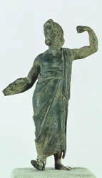 Figura Szami, prawdopodobnie Zeus lub Posejdon, odzyskana ze zrujnowanej świątyni w mieście Nehavand (znanym jako Laodycea), Iran (brąz)
