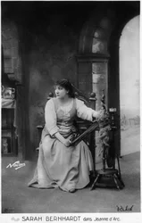 Henriette Rosine Bernard aka Sarah Bernhardt (1844-1923) jako „Joan of Arc” Julesa Barbiera