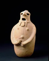 Cywilizacja fenicka: owalna statuetka z terakoty z Isla Plana (Ibiza). V wiek pne Wym. 24,7 cm Ibiza, muzeum archeologiczne