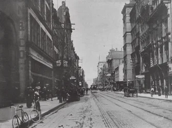 King Street, Toronto (zdjęcie czarno-białe)